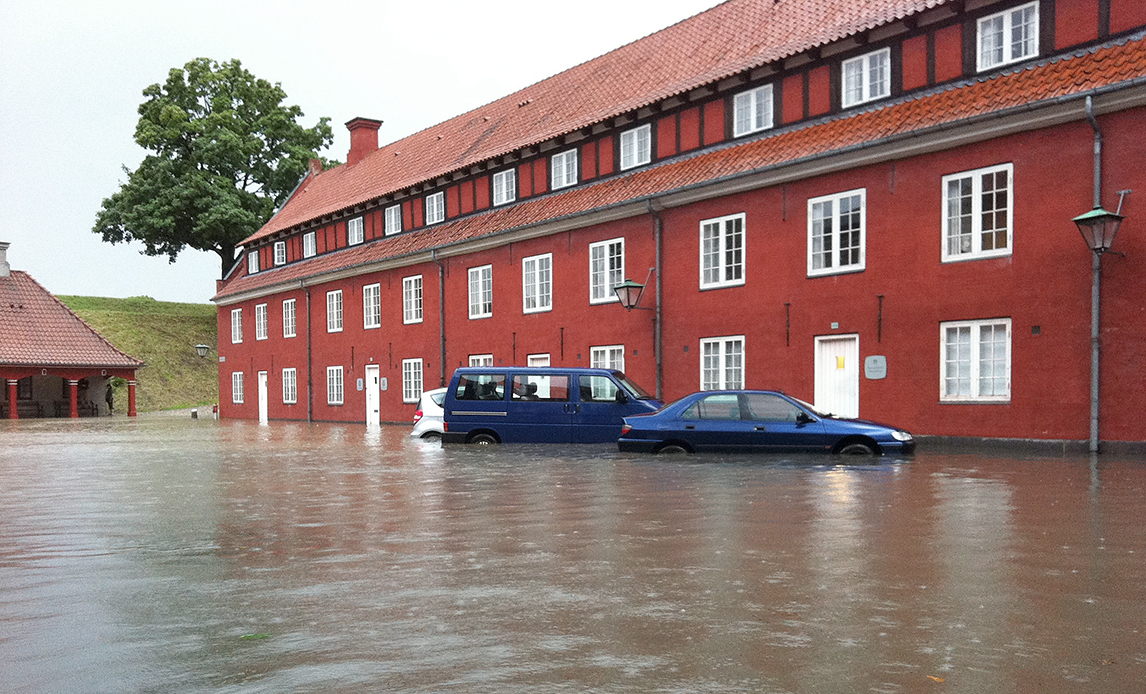 Skybrudssikring på Kastellet - bygning under vand